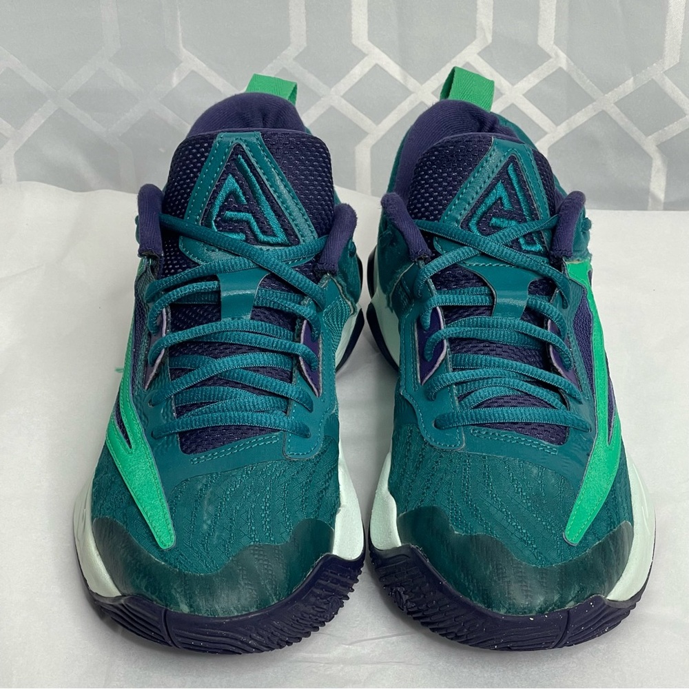 Nike Giannis Immortality 3 Basketball Shoes Geode Teal Purple Men’s Size 8.5